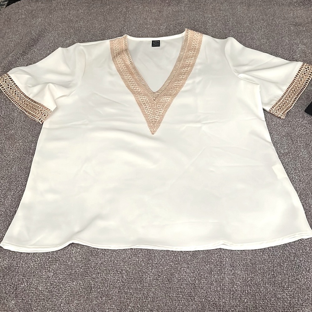 2 SHEIN tops Sz S — solid v necks with embroidered trim